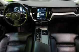 Volvo V60 Cross Country vaihtoauto