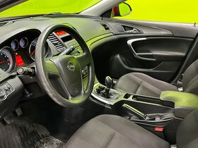 Opel Insignia vaihtoauto