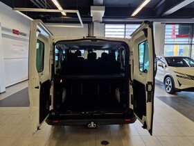 Renault Trafic Combi vaihtoauto