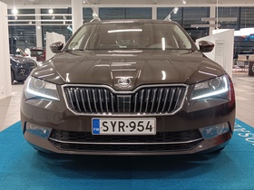 Skoda Superb vaihtoauto