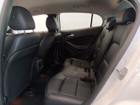 Mercedes-Benz GLA vaihtoauto