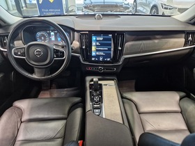 Volvo V90 Cross Country vaihtoauto