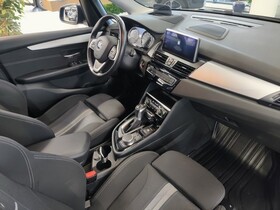 BMW 225 vaihtoauto