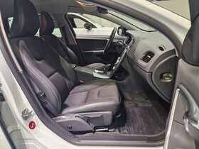 Volvo V60 Cross Country vaihtoauto