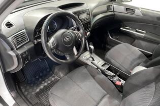 Subaru Forester vaihtoauto