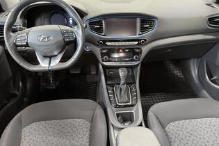 Hyundai IONIQ plug-in vaihtoauto