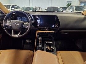 Lexus NX vaihtoauto