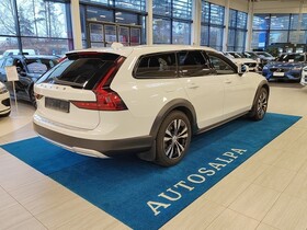 Volvo V90 Cross Country vaihtoauto