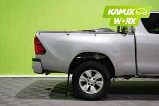 Toyota Hilux vaihtoauto