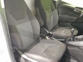 Ford Transit Courier vaihtoauto