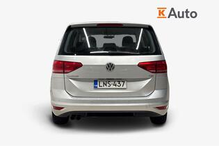 Volkswagen Touran vaihtoauto