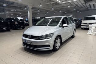 Volkswagen Touran vaihtoauto