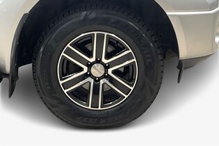 Nissan Navara vaihtoauto