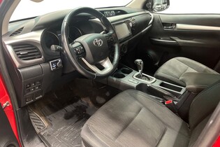 Toyota Hilux vaihtoauto