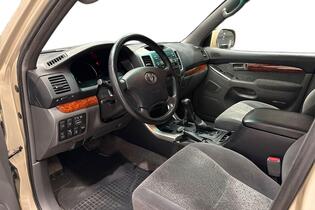 Toyota Land Cruiser vaihtoauto