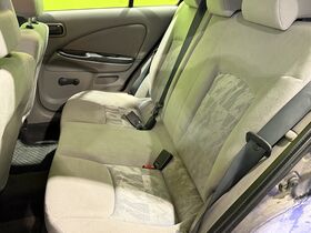 Nissan Almera vaihtoauto