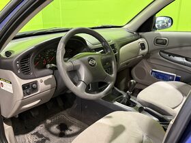 Nissan Almera vaihtoauto