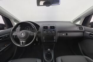 Volkswagen Touran vaihtoauto