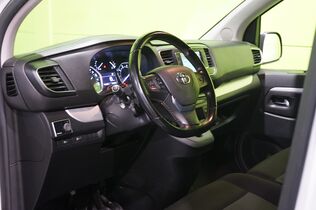 Toyota Proace Verso vaihtoauto