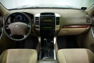 Toyota Land Cruiser vaihtoauto