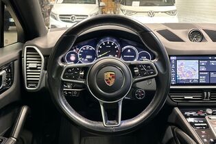 Porsche Cayenne vaihtoauto