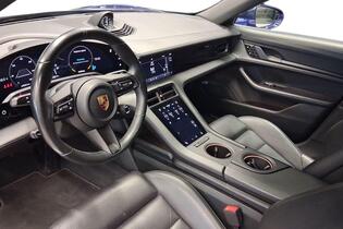 Porsche Taycan vaihtoauto