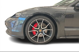 Porsche Taycan vaihtoauto