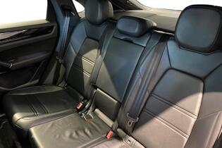 Porsche Cayenne vaihtoauto