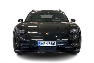 Porsche Taycan vaihtoauto