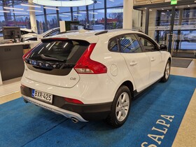 Volvo V40 Cross Country vaihtoauto