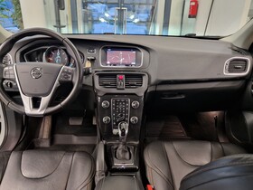 Volvo V40 Cross Country vaihtoauto