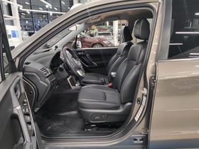 Subaru Forester vaihtoauto