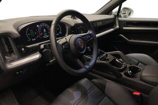 Porsche Cayenne vaihtoauto