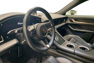 Porsche Taycan vaihtoauto