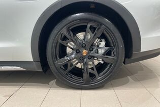 Porsche Taycan vaihtoauto