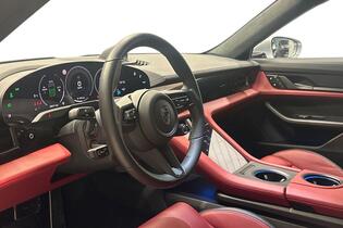 Porsche Taycan vaihtoauto