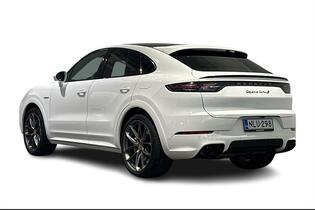 Porsche Cayenne vaihtoauto