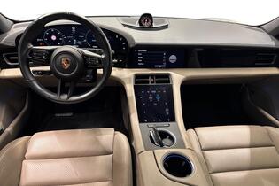 Porsche Taycan vaihtoauto