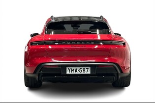 Porsche Taycan vaihtoauto