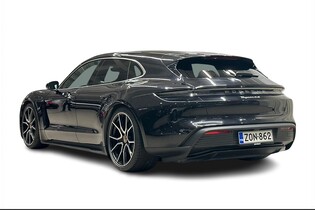 Porsche Taycan vaihtoauto