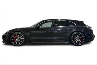 Porsche Taycan vaihtoauto