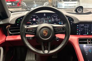 Porsche Taycan vaihtoauto