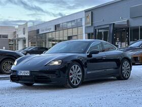 Porsche Taycan vaihtoauto