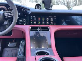 Porsche Taycan vaihtoauto