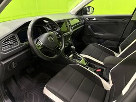 Volkswagen T-Roc vaihtoauto