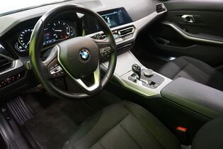 BMW 320 vaihtoauto