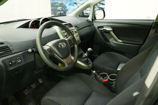 Toyota Verso vaihtoauto