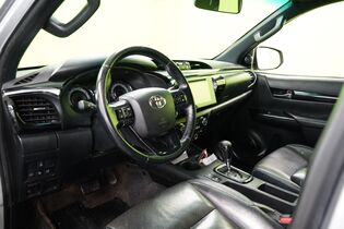 Toyota Hilux vaihtoauto