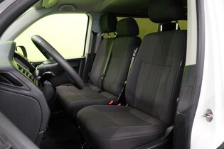 Volkswagen Caravelle vaihtoauto