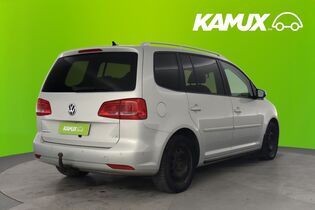 Volkswagen Touran vaihtoauto